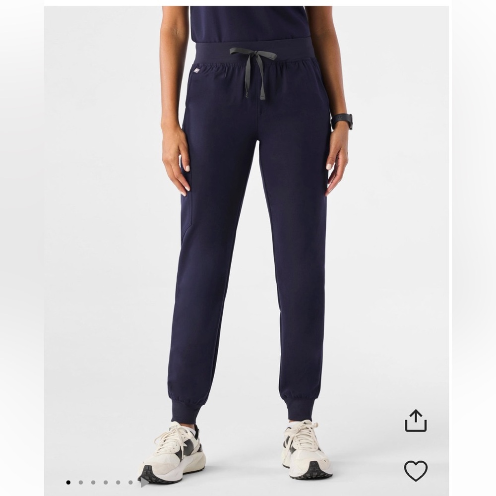 Women's Figs Jogger Scrubs
